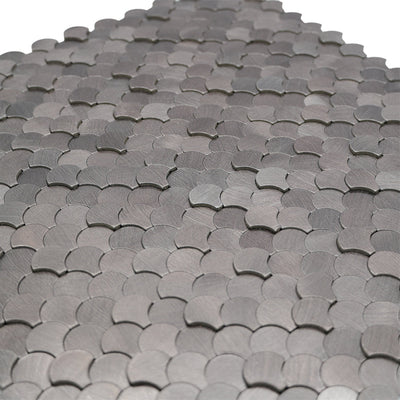 Selbstklebende Mosaikfliesen Metall | Fischschuppe 3D Anthrazit | 28,8×29,8 cm | Küche, Bad & WC